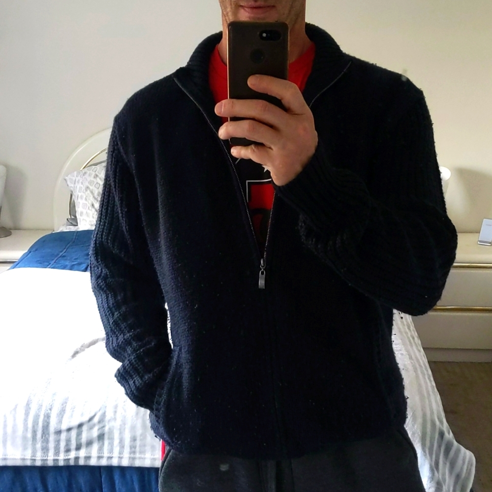 Warm cozy navy blue men's zip up sweater Large